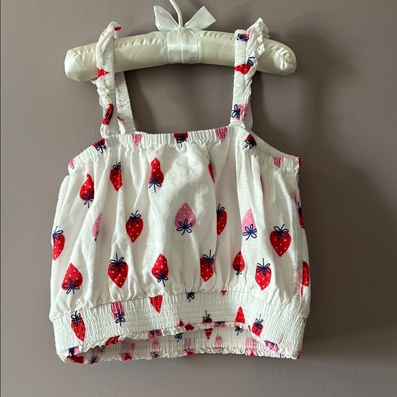 Cat & Jack Strawberry Print Kids Top - XS 4/5 - Picture 2 of 3